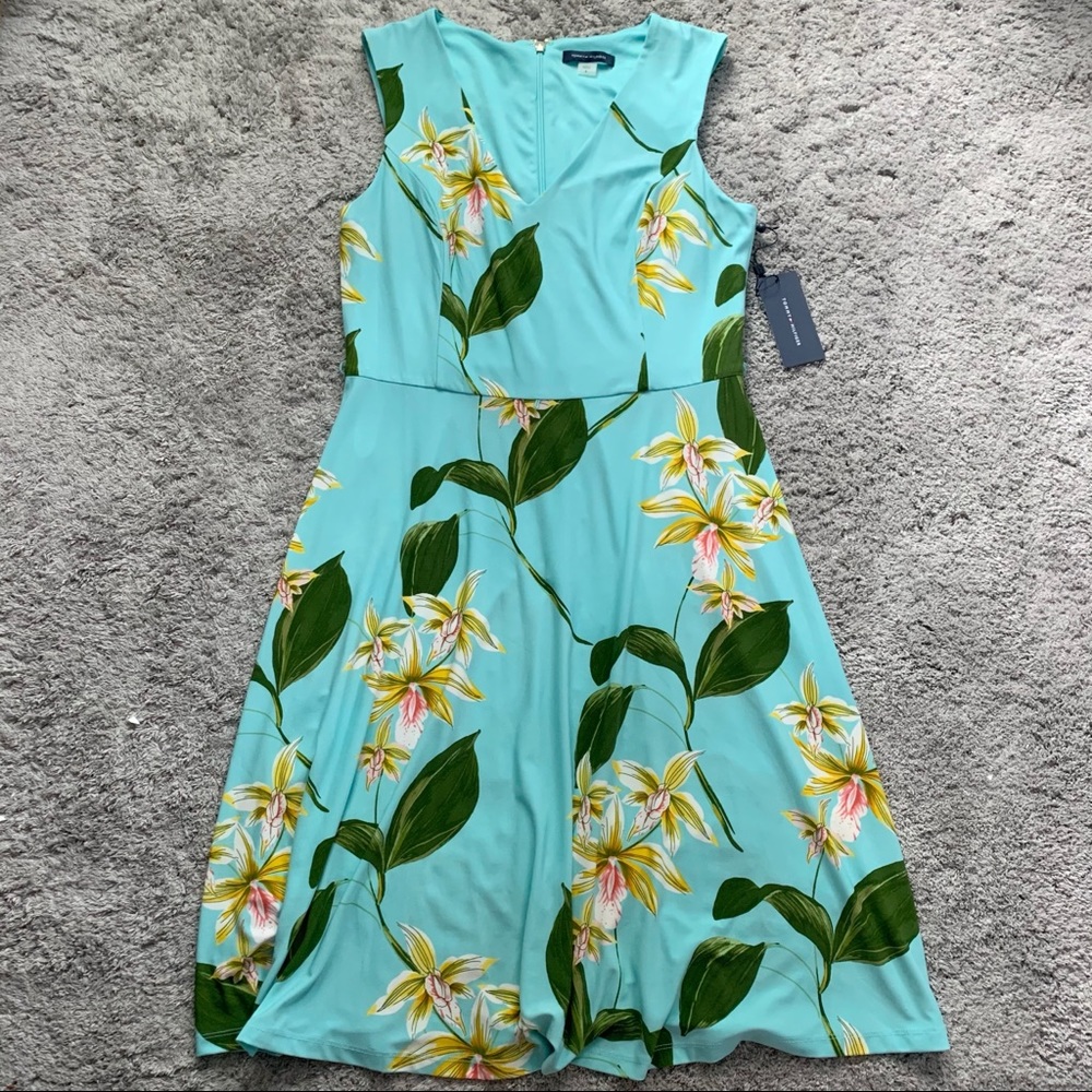 NEW Tommy Hilfiger Flowered Dress